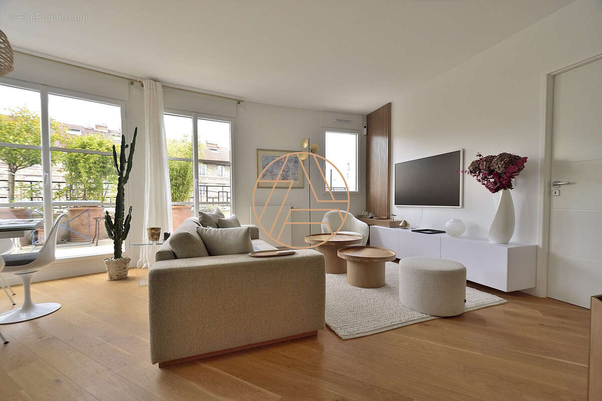 Appartement à SAINT-MAUR-DES-FOSSES