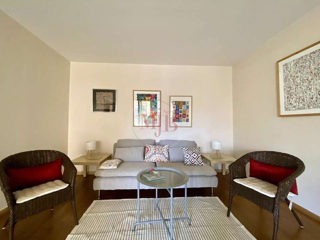 Appartement à AIX-EN-PROVENCE