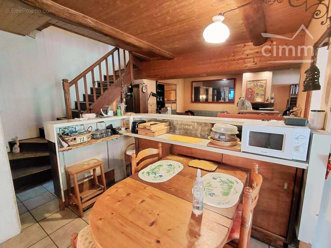 Maison ancienne  à rénover 100m2 sur parcelle 555m2 à Vignieu, au calme - photo 10
