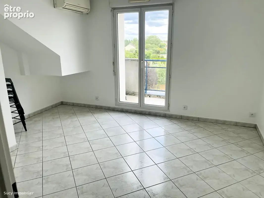 Appartement Pontault Combault 4 pièce(s) 104 m2 - photo 3