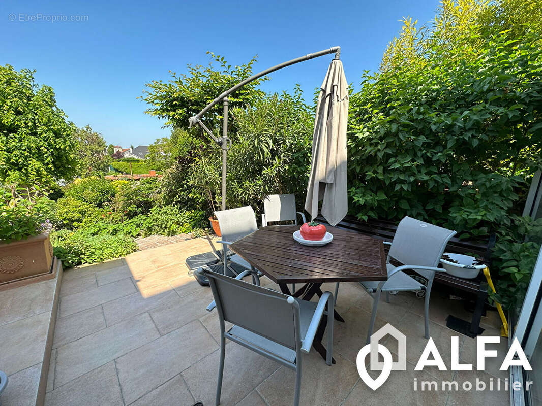 Maison Bas de Montmorency 8 pièce(s) 178 m2, avec dépendance et terrain de 960 m2. - photo 6