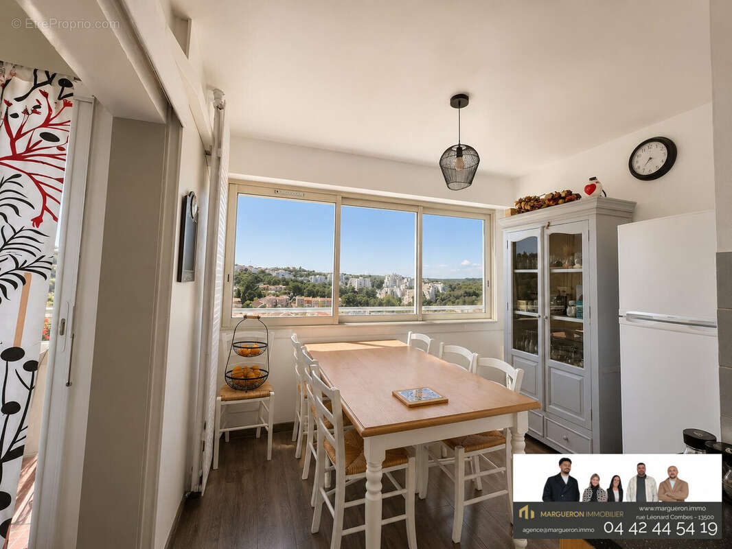Appartement 78 m² à Martigues  - photo 4