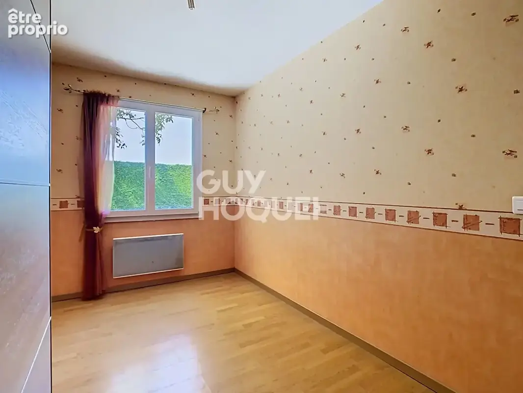 Maison familliale avec piscine,  5 chambres, terrain de 1031 m² à Fresnoy-le-Luat - photo 9