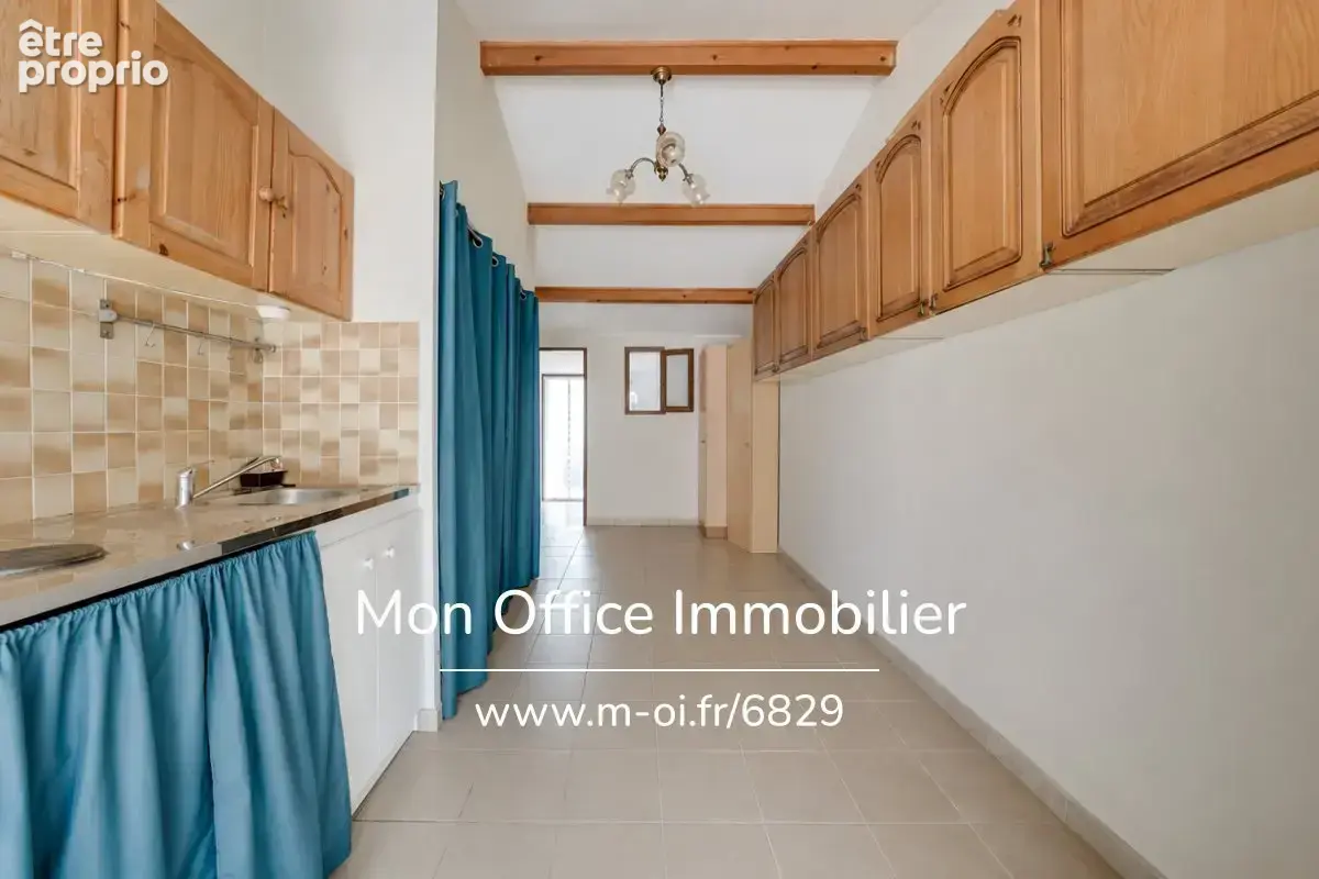 Référence : 6829-CDI - Maison de plain-pied avec piscine et espace annexe indépendant - photo 11