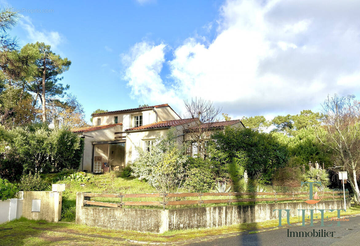 Maison à LA TREMBLADE