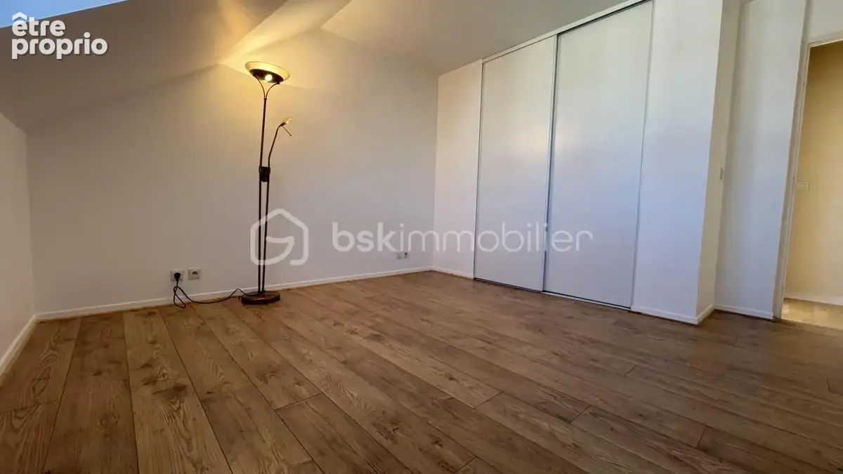 Appartement moderne avec terrasse en cœur de ville! - photo 12