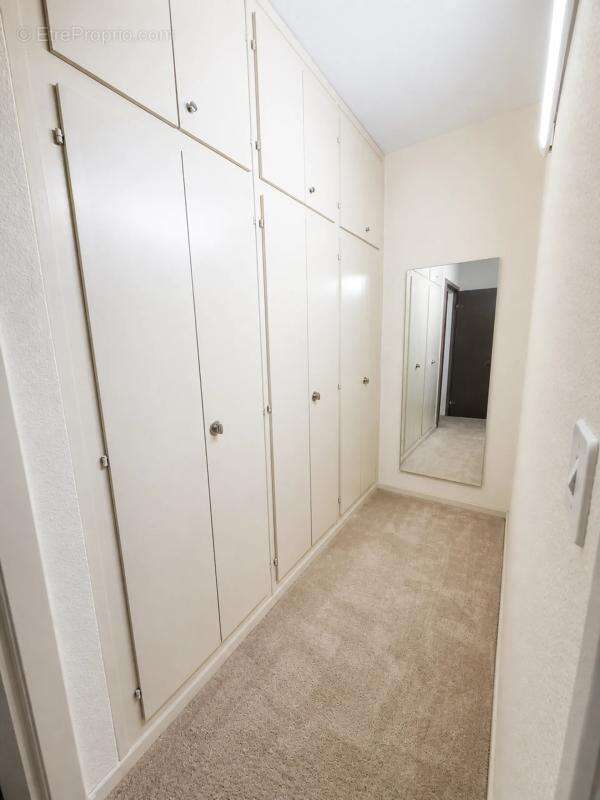Maison de 11 pièces de 300 m² à Steinbach - photo 21