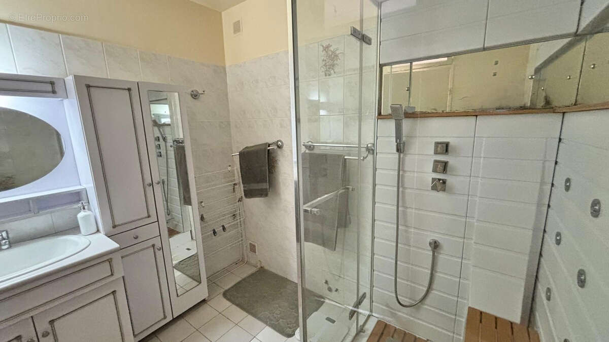 Maison à SAINT-GRATIEN