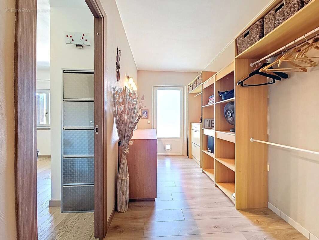 Appartement à MOUGINS