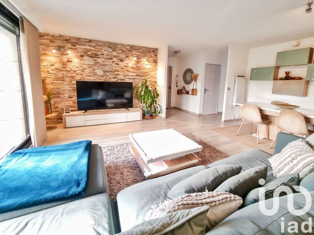 Photo 3 - Appartement à LE PERREUX-SUR-MARNE