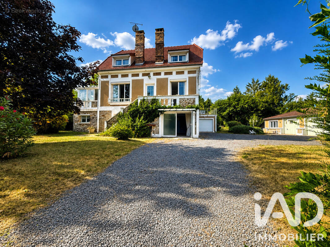 Photo 1 - Maison à COULOMMIERS