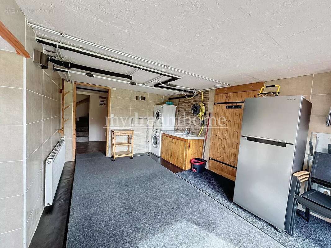 Maison à NOTRE-DAME-DE-BELLECOMBE