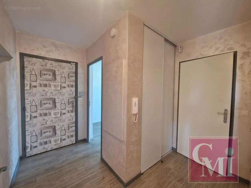 Appartement à EGLY