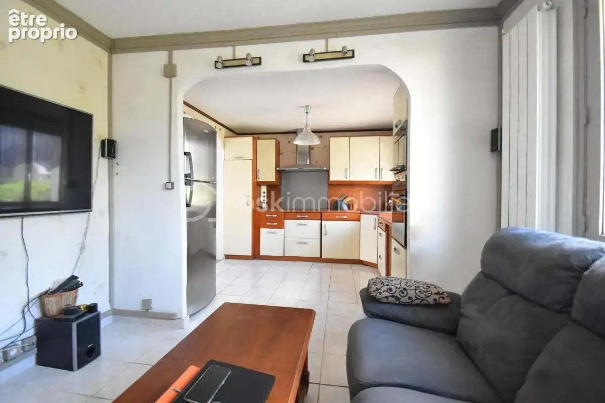 Maison de 5 pièces sur sous sol idéalement placée - photo 3