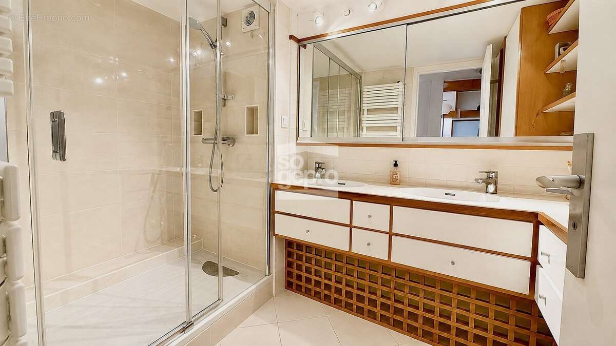 Réf : 2313 - Vente 4 Pièces Mezzanine, avec Parking secteur Les Falaises ! - photo 10