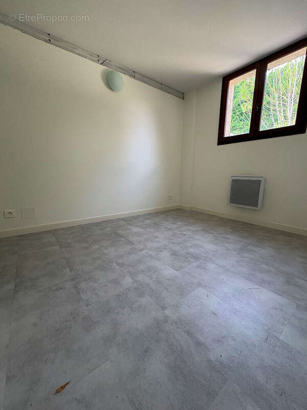 Appartement à PEGOMAS