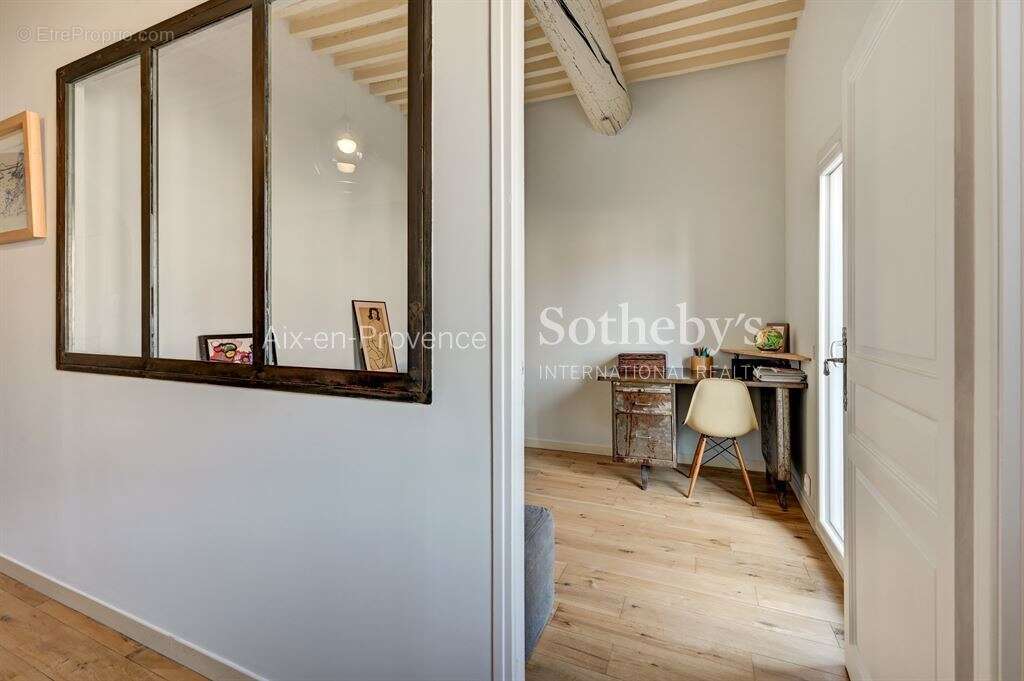 Appartement à AIX-EN-PROVENCE