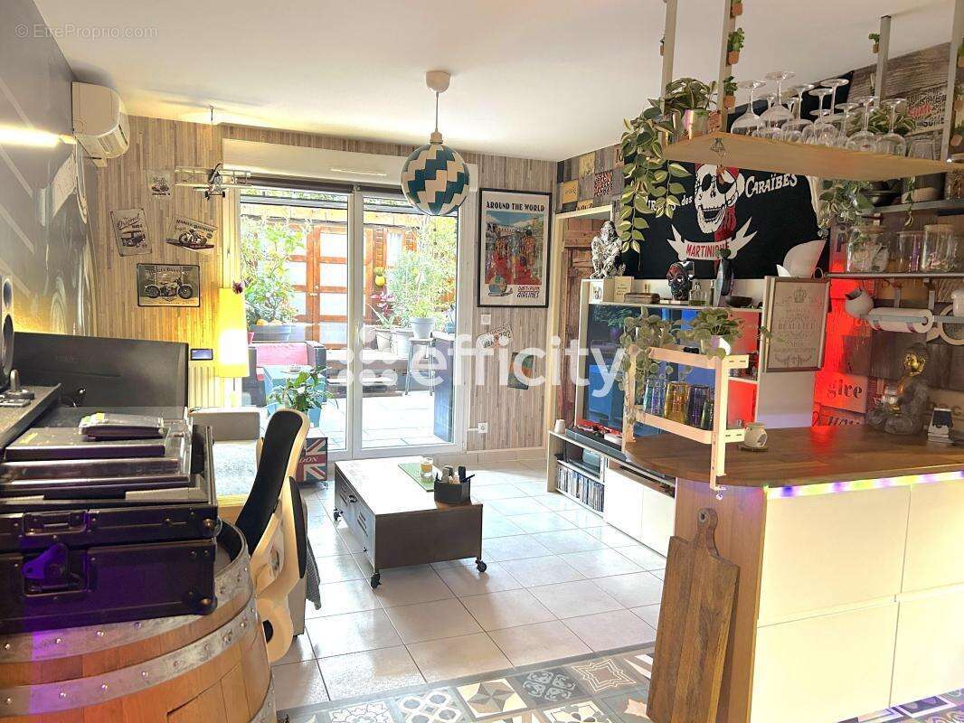 Appartement à MARSEILLE-13E