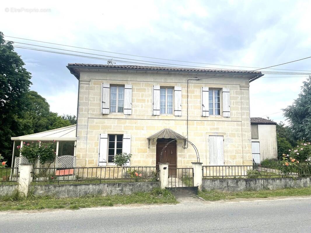 Maison à TARGON