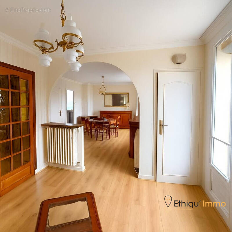 Appartement à BAR-SUR-AUBE