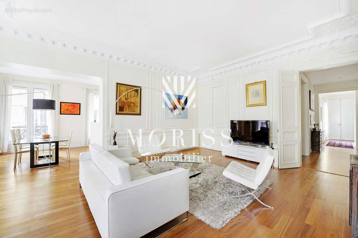 Appartement à PARIS-19E