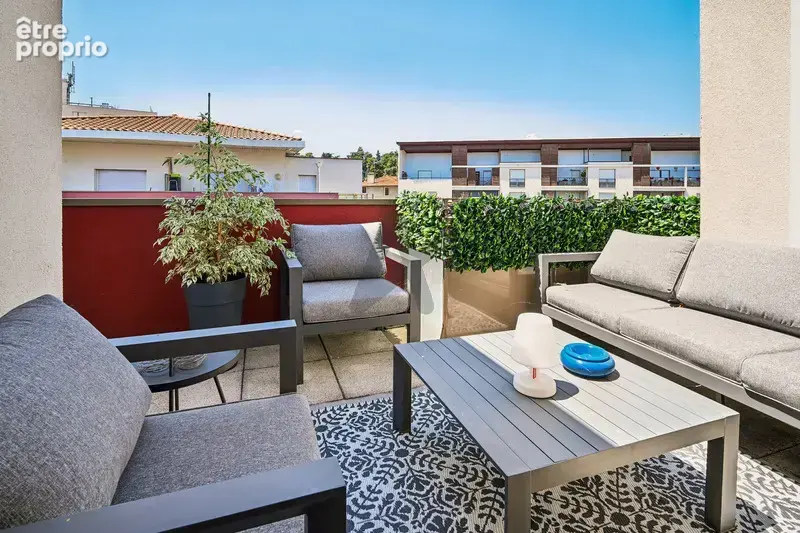 Appartement à OULLINS