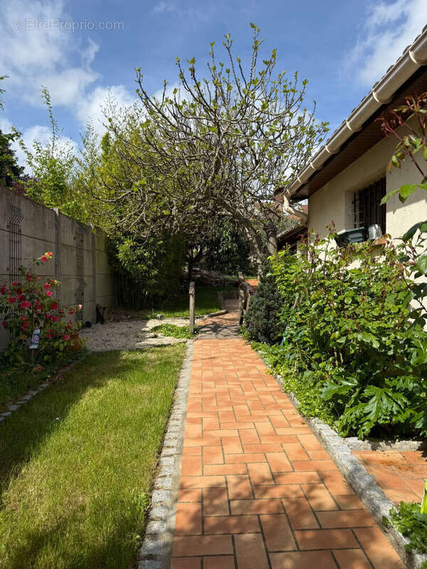 Maison à LONGPONT-SUR-ORGE