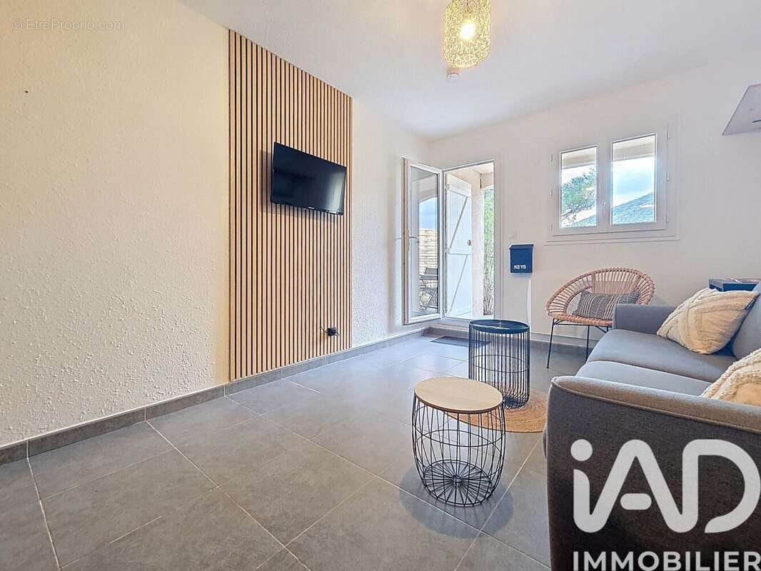 Photo 4 - Appartement à ROQUEBRUNE-SUR-ARGENS