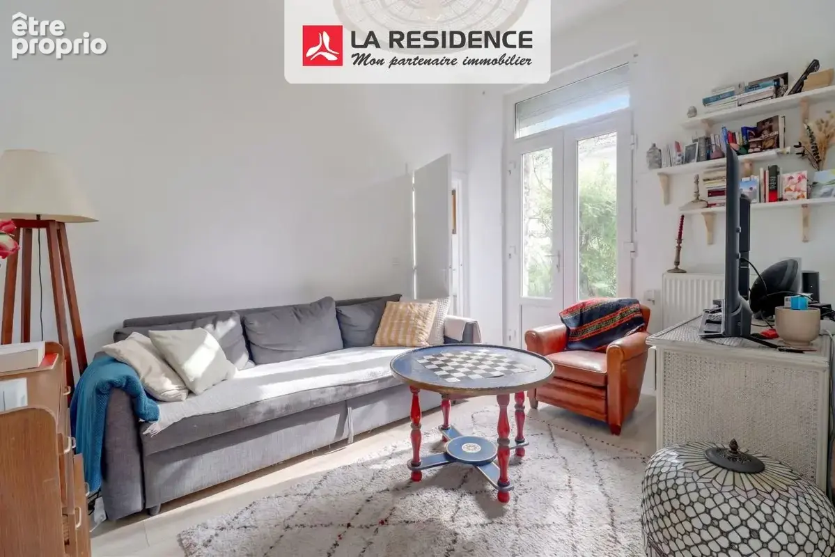 Appartement 2 pièces 44 m² à vendre à Poissy (78300) - photo 2