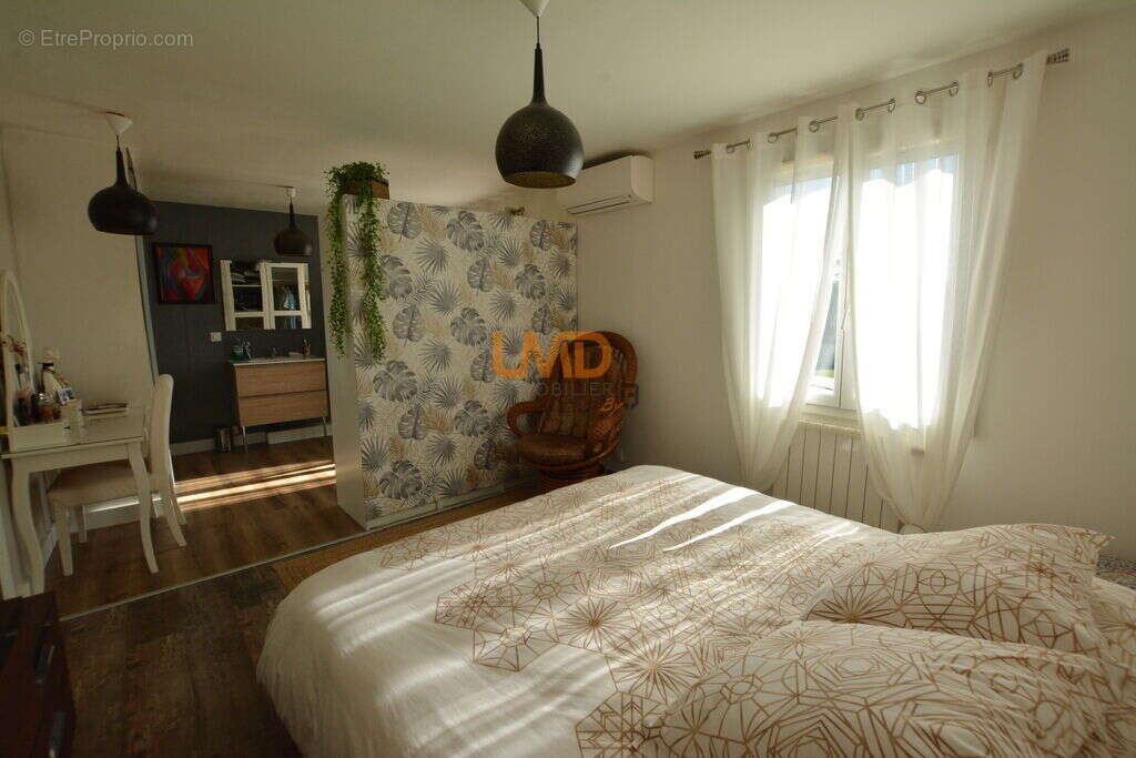 Maison à SAINT-GILLES