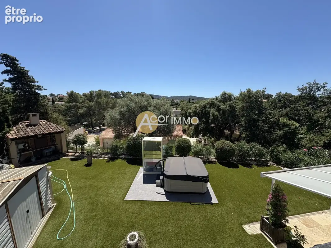 La Seyne, Grande maison d'habitation divisée en deux appartements au calme - photo 22