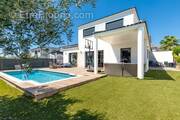 Maison à LA LONDE-LES-MAURES