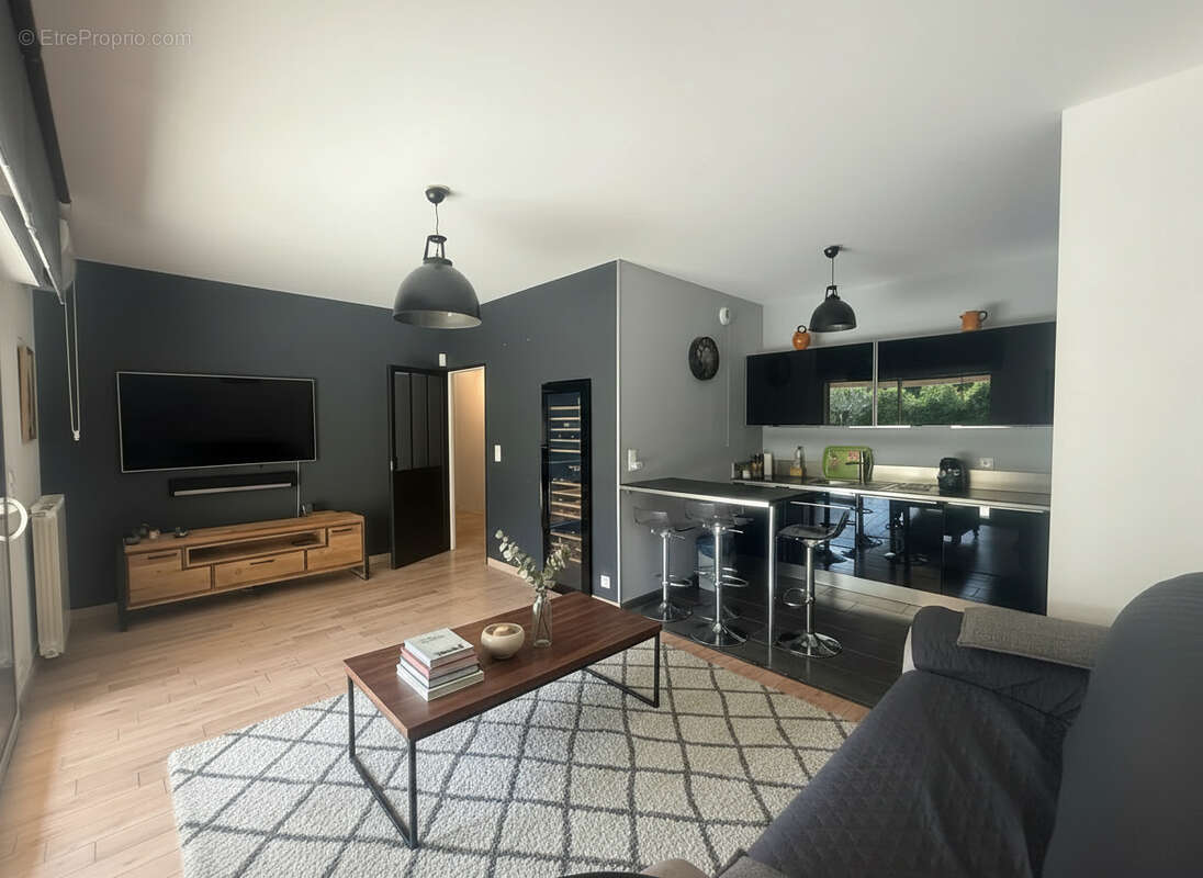 Appartement à ROBION