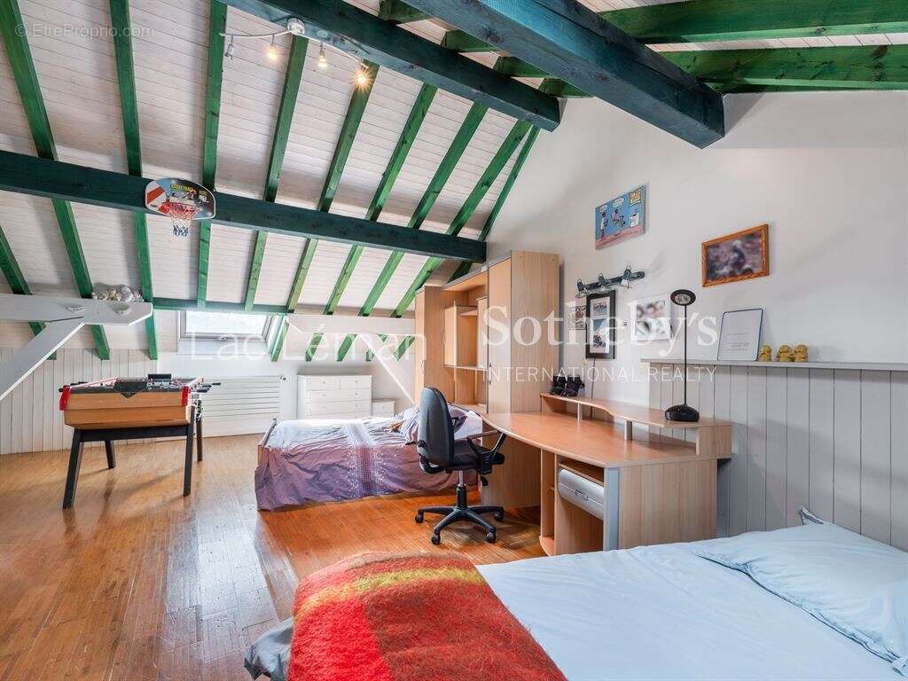 Maison à VETRAZ-MONTHOUX