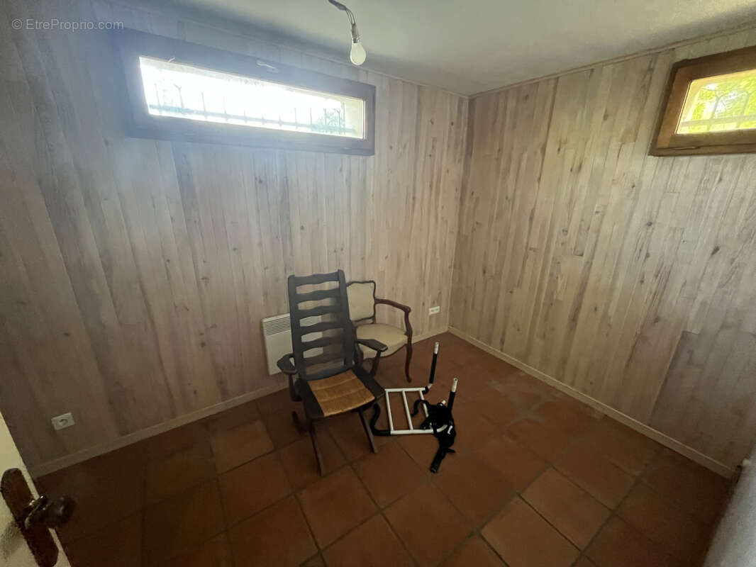 Maison de 140 m2 avec terrasse, balcon et jardin 1300 M2 - photo 19