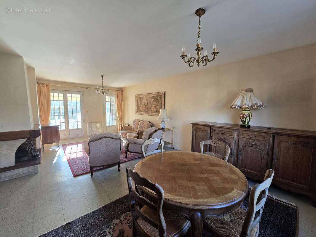 Maison à LE BOULAY-MORIN