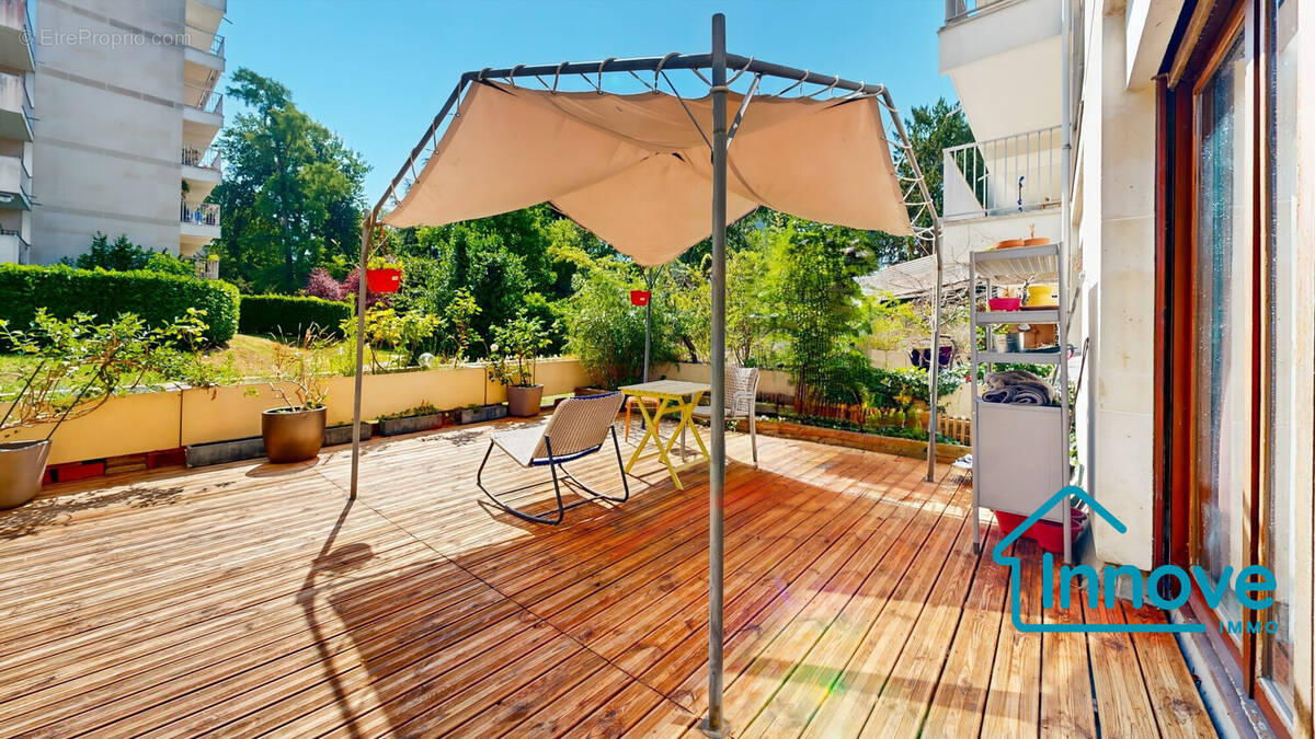 Appartement à VERSAILLES