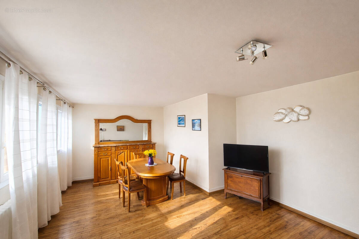 Appartement à NEUILLY-SUR-MARNE