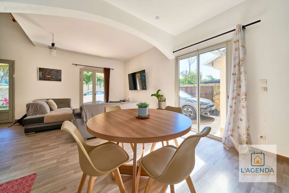 Maison à SAINT-JOSEPH