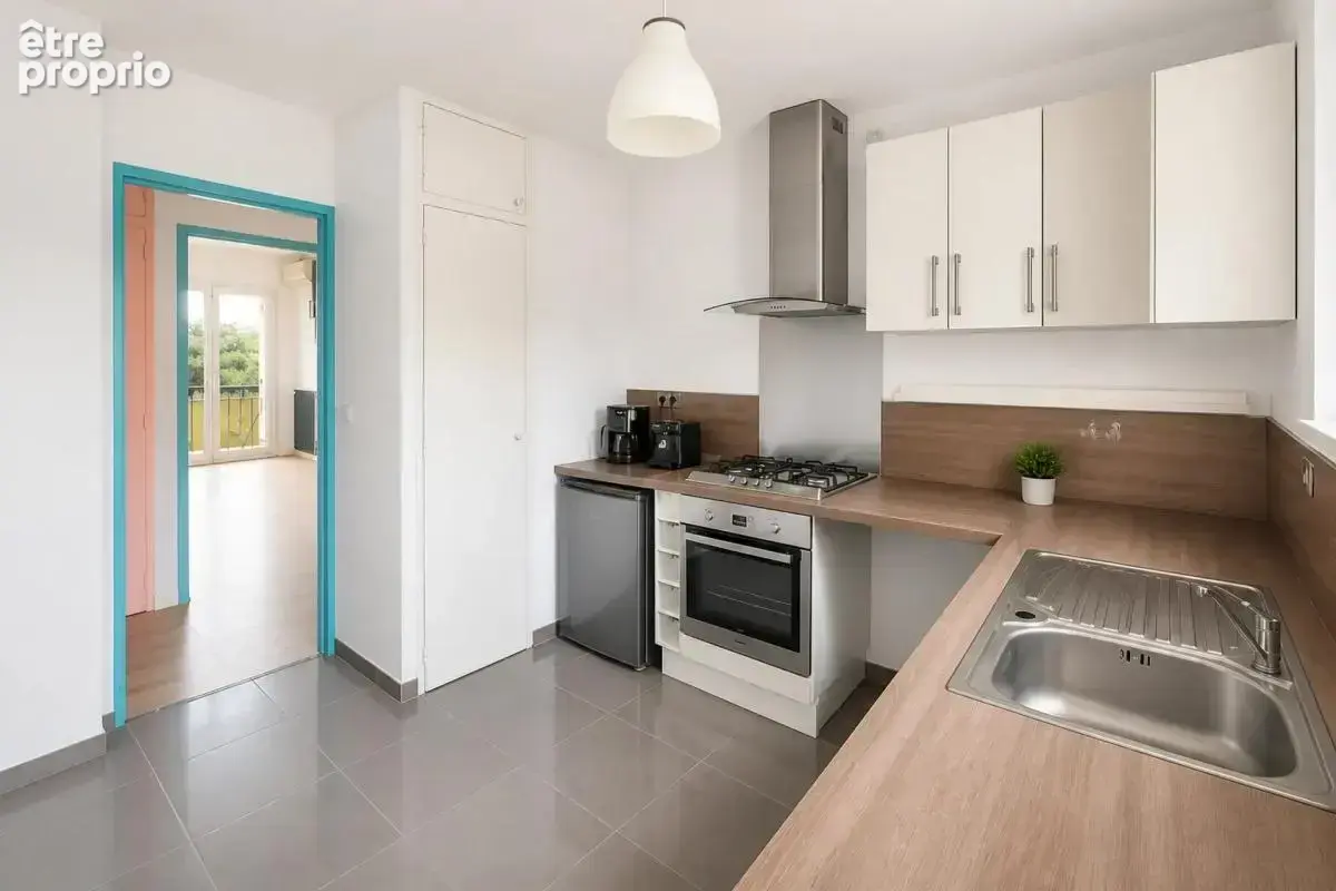 Appartement de 3 pièces de 66 m² à Toulon - photo 3