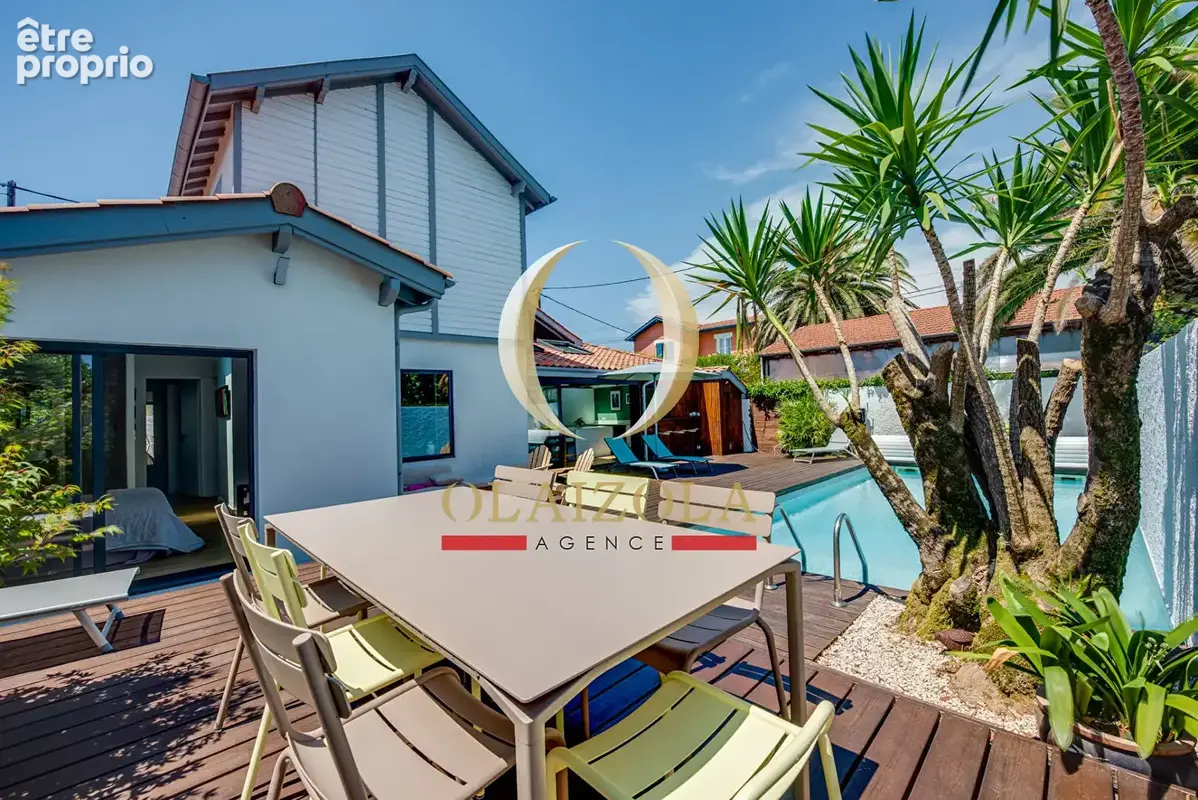 ANGLET CINQ CANTONS - Maison entièrement rénovée avec piscine - photo 3
