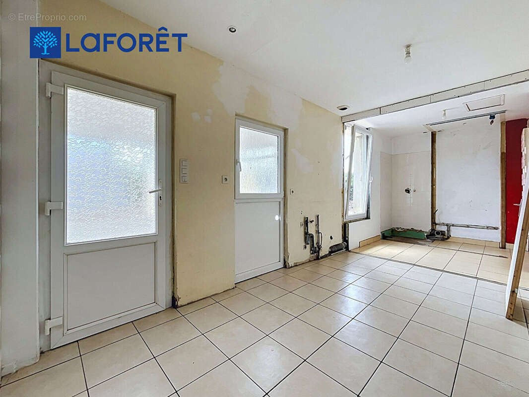 A VENDRE - Immeuble Saint Thuriau - photo 5