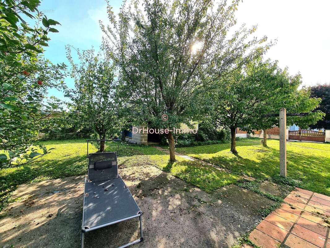 Maison à ROSIERES-AUX-SALINES