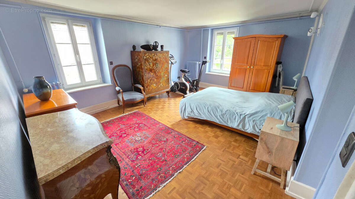 Longère rénovée de 175 m²  avec dépendances  - 887 m² - photo 11