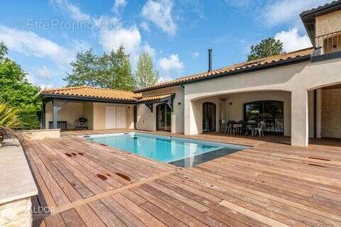 Maison à BOURG-EN-BRESSE