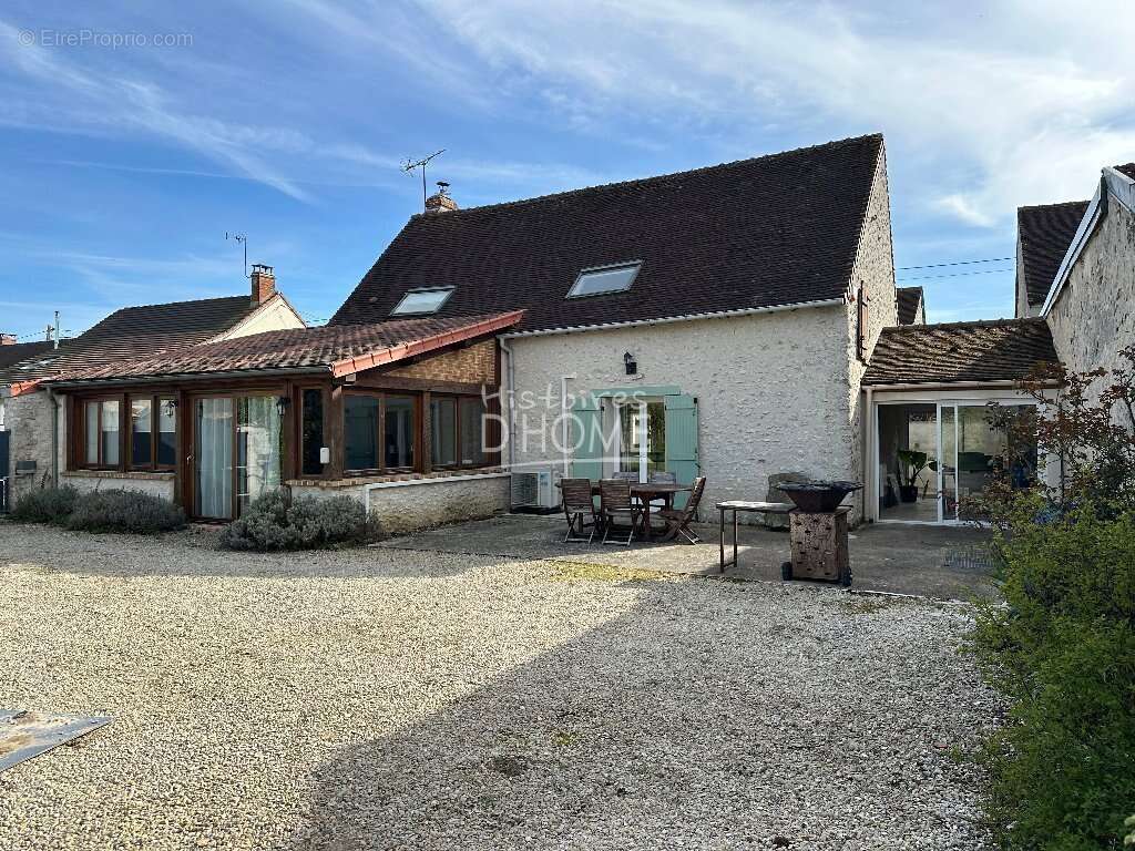 Maison à LA FERTE-GAUCHER
