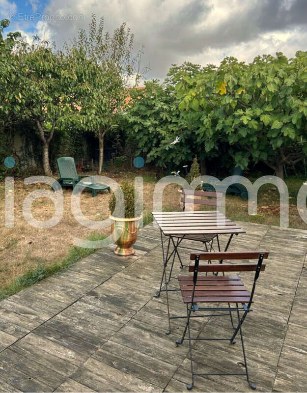 Maison à BEGROLLES-EN-MAUGES