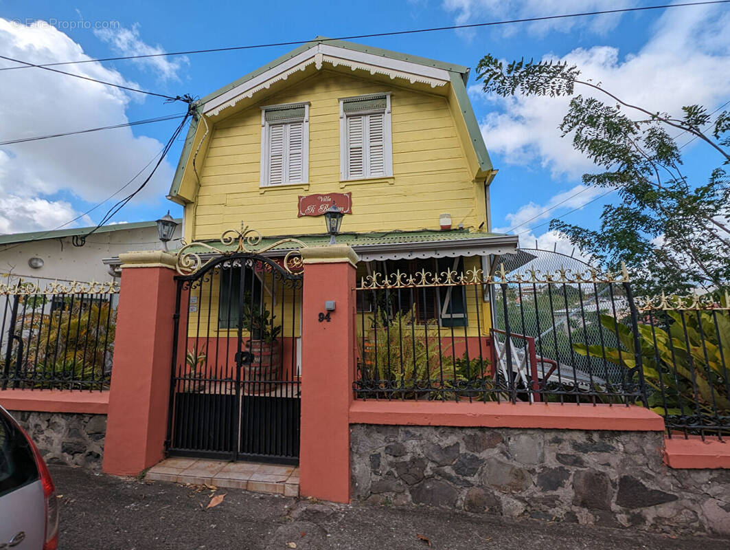 Maison à FORT-DE-FRANCE
