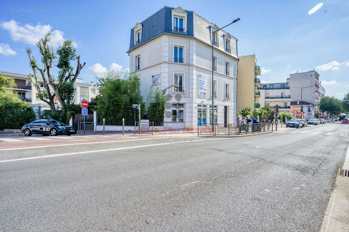 Appartement à SURESNES