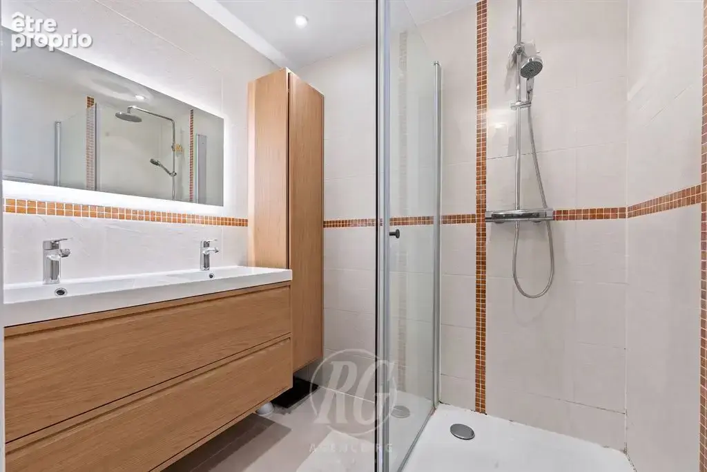 Bel appartement de 93 m² en plein cœur de Garches – Emplacement N°1. - photo 6
